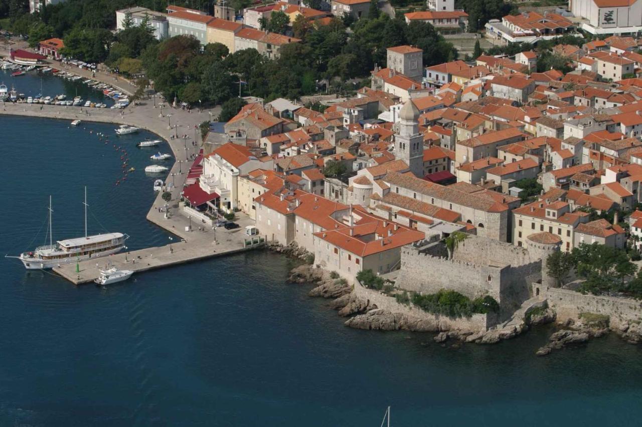 Apartments In Cizici/Insel Krk 31083 Eksteriør billede